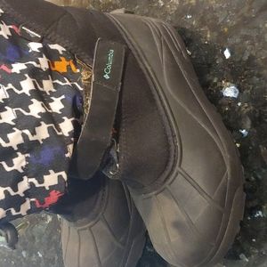 Snow boots. Used. Good to Fair condition.